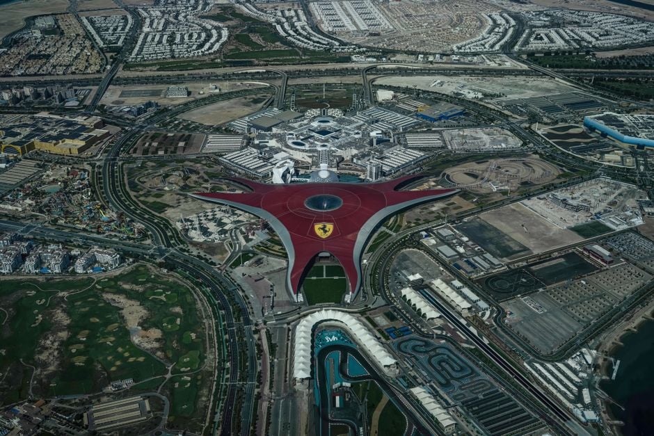 eVTOL air taxi Abu Dhabi Yas Island vertiport
