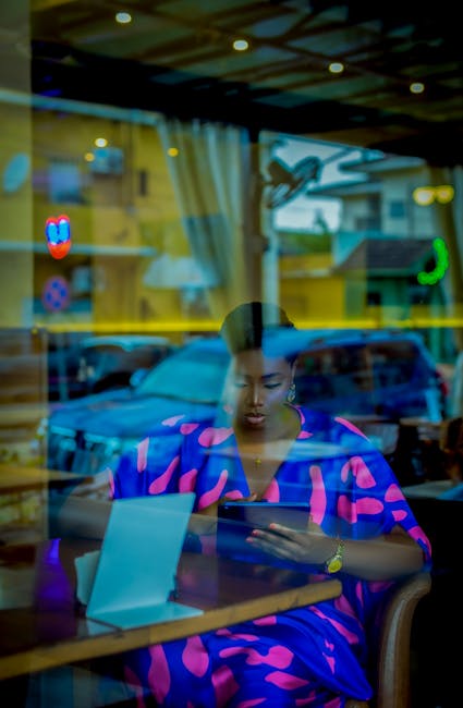 Pereira Colombia coworking cafe laptop colorful street
