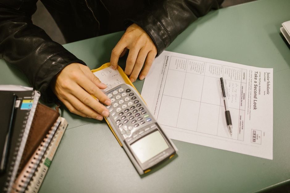Which ‘What‑If’ Credit‑Score Calculators Actually Match Modern Models (2026 Test)