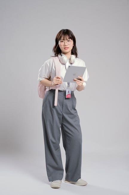 online learners receiving digital badge