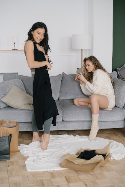 woman smartphone augmented reality try-on clothes
