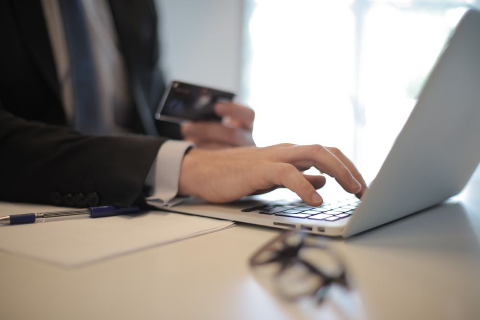 When BNPL Appears on Personal and Business Files: Risks for Sole Proprietors and Side‑Hustlers — Detection and Fixes