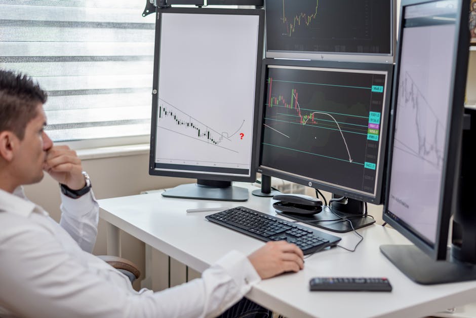 SOC analysts monitoring XDR dashboard multiple screens