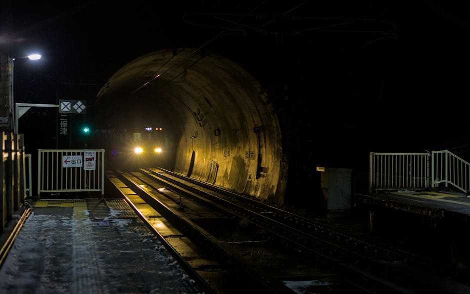 Hozukyō Station Train Tunnel at Night