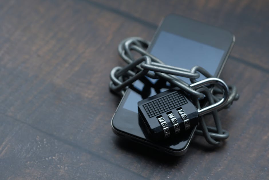 secure messaging padlock smartphone closeup