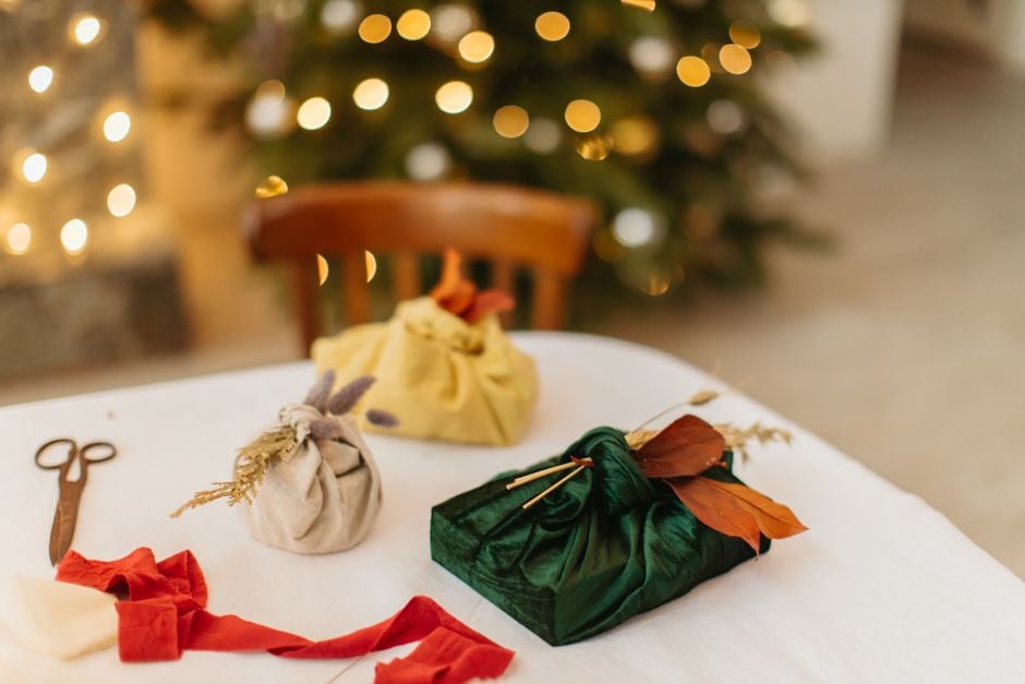 Eid sustainable gifts reusable wrapping family celebration