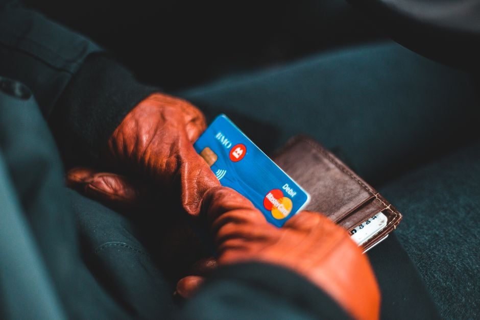 Deepfakes, Synthetic IDs and Your Credit File: The Evidence You Need to Detect Identity‑Fabrication