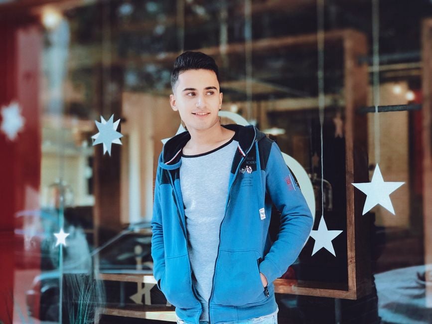freelancer profile five stars Arabic