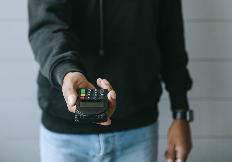 multicurrency digital wallet global shopper phone