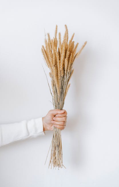 textured mixed fresh and dried bouquet neutral modern interior