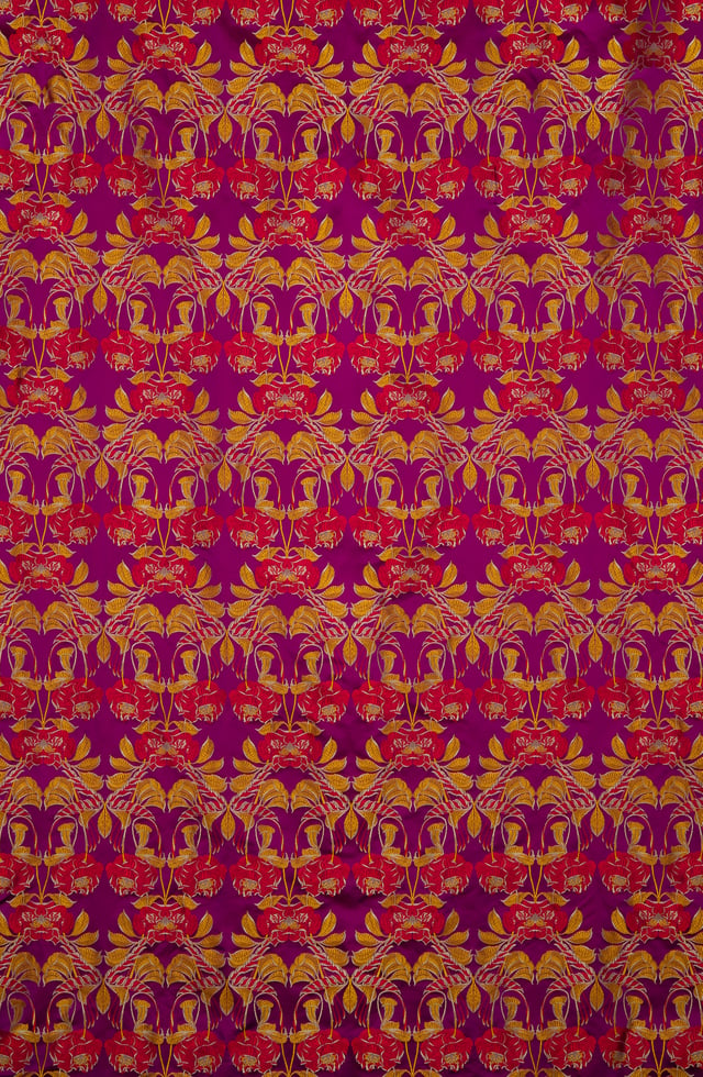 Les Pivoines de Bing Rose Indien (Pente)