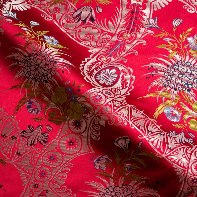 Villa d'Este Aubépine rouge (Roll)