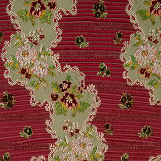 Broché à bras Madame Victoire