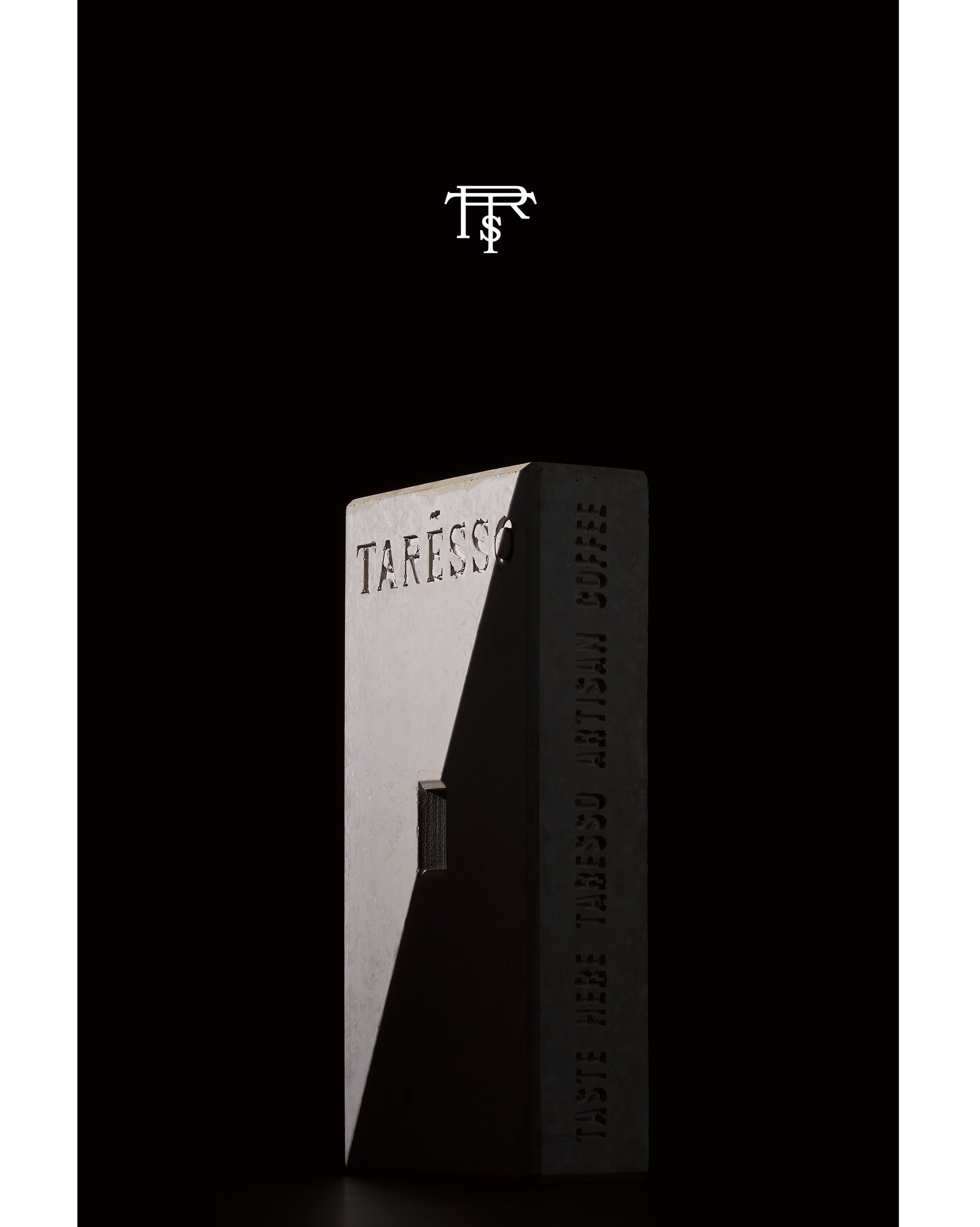 taresso coffee tabletop installation branding 02