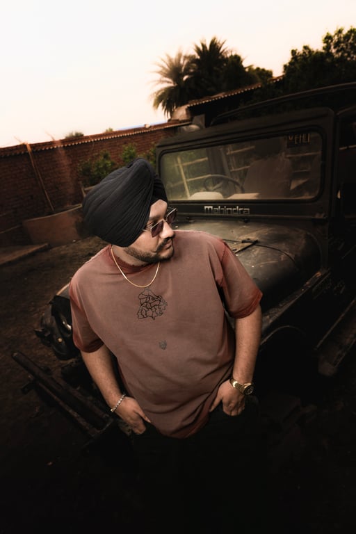 Outdoor portrait of Riar Saab, alternate angle