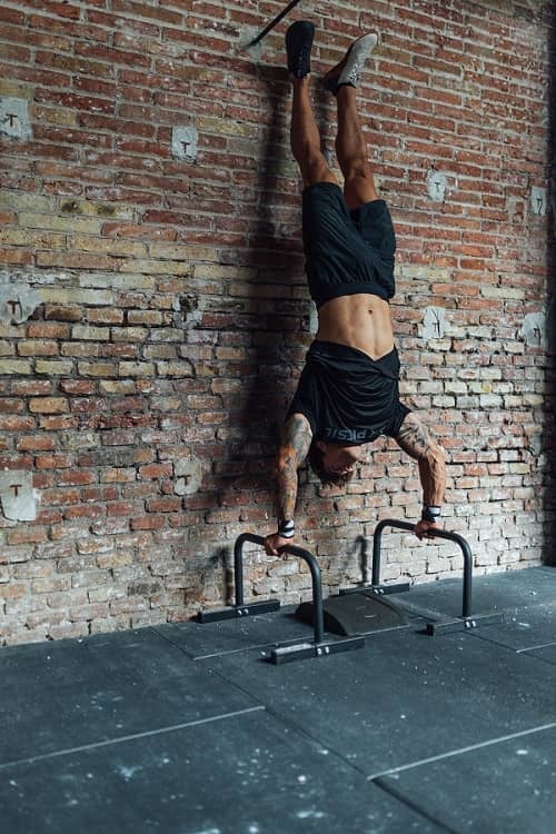 What is a HSPU and how do you do it in the Cross Training box