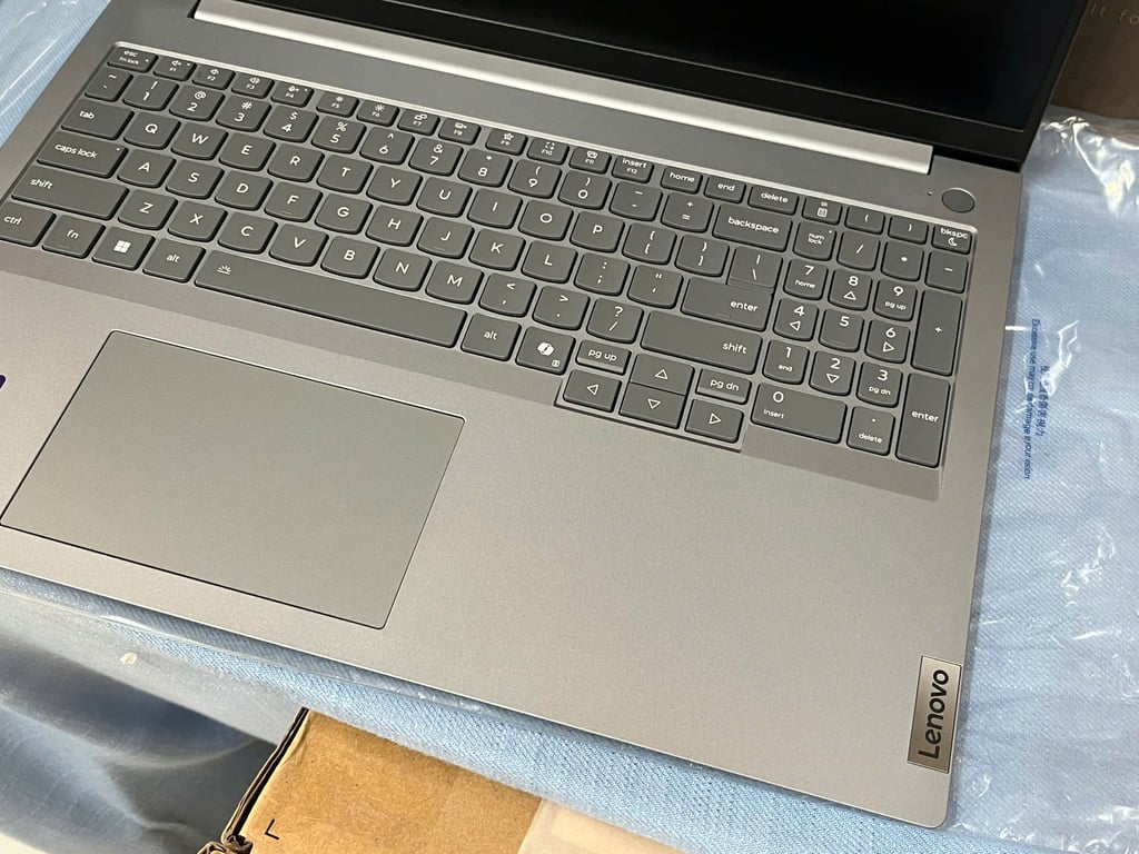 Laptop Lenovo ThinkBook 16 G8 IRL 21SH0093VA