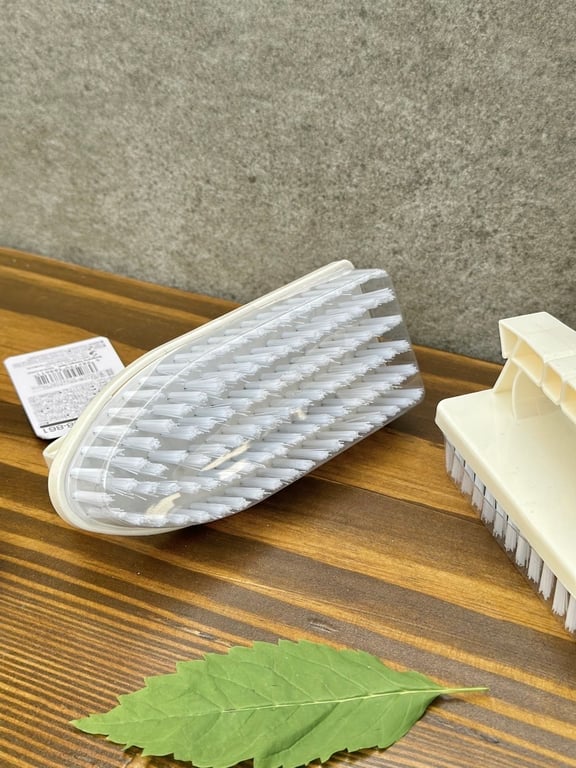 Bàn chải vệ sinh nhà tắm Seiwa Pro