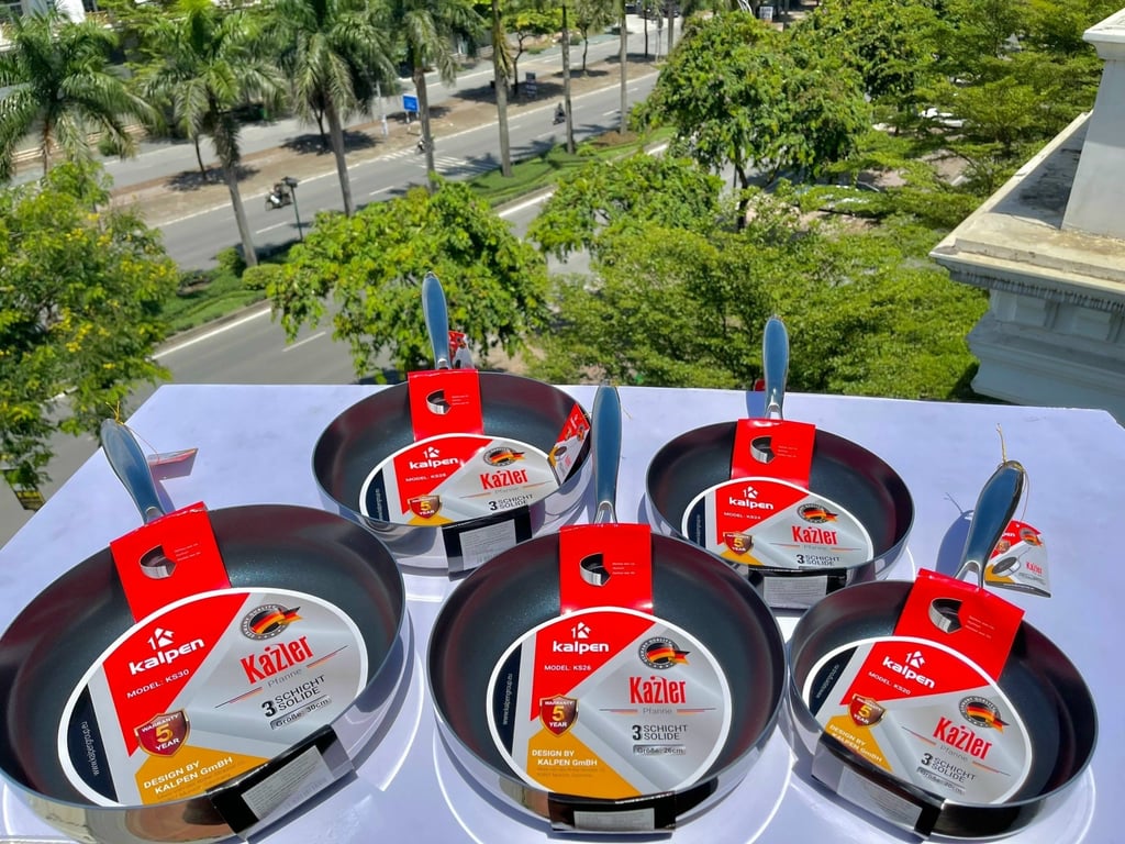 CHẢO INOX ĐÚC LIỀN KHỐI CHỐNG DÍNH KALPEN KAZLER size 20-24-26-28-30