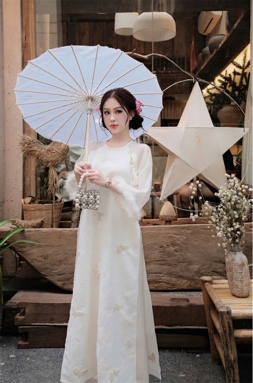 AD gấm nhũ bướm tay lông - kem S/M