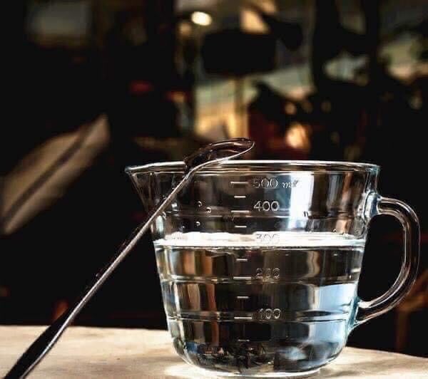 Ca chia vạch có nắp Glasslock GL1724 Hàn Quốc