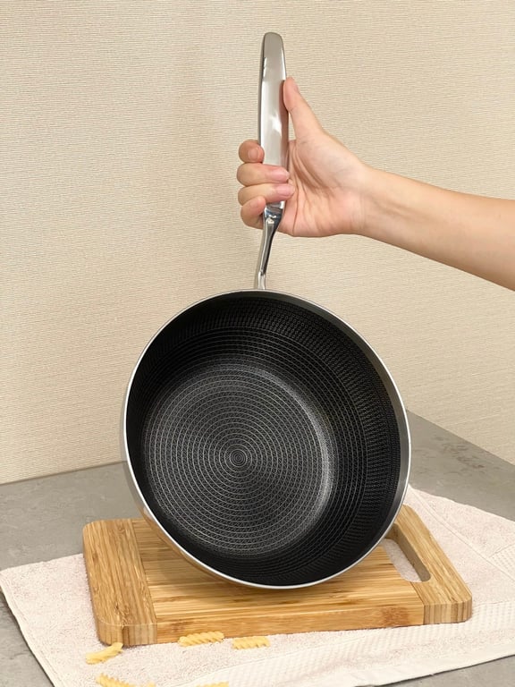 Chảo kaiyo vân nổi size 20-24-26 (chảo sâu)