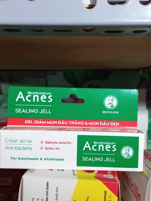 Acnes  gel tube 18g