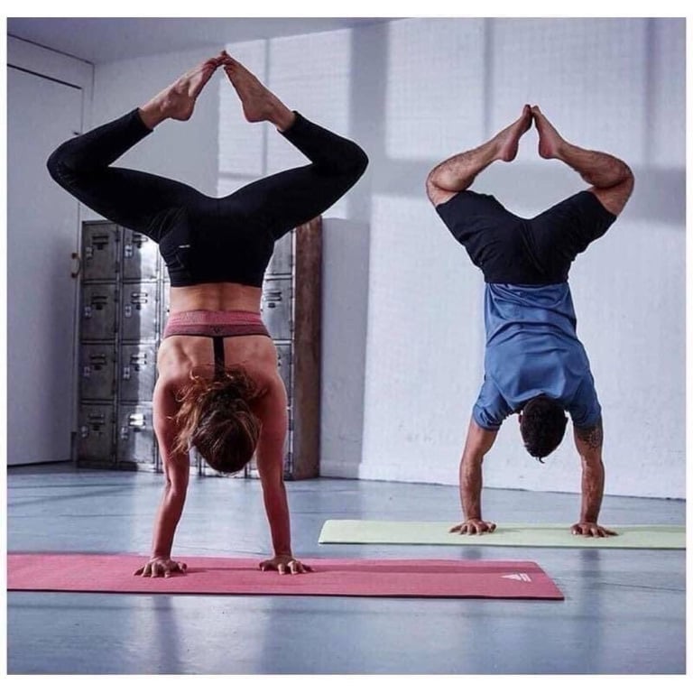 thảm tập Adidas siêu sịn xò