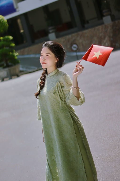 AD HVN Yến Phượng - xanh cốm