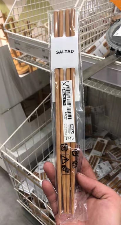 ĐŨA TRE DÀI NẤU ĂN SALTAD IKEA