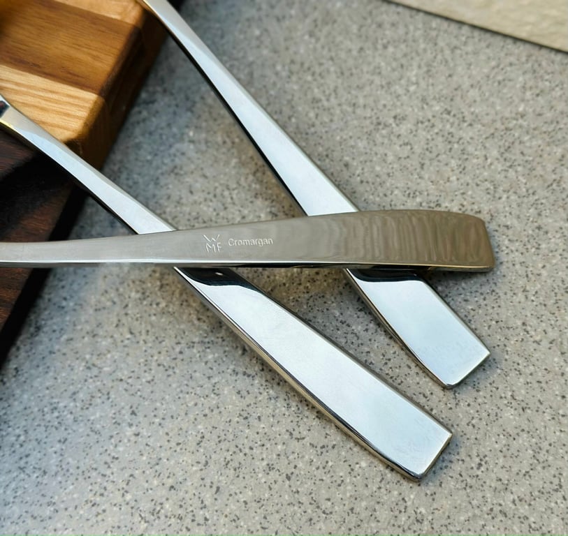 Muôi canh inox tráng gương cao cấp WMF 19cm