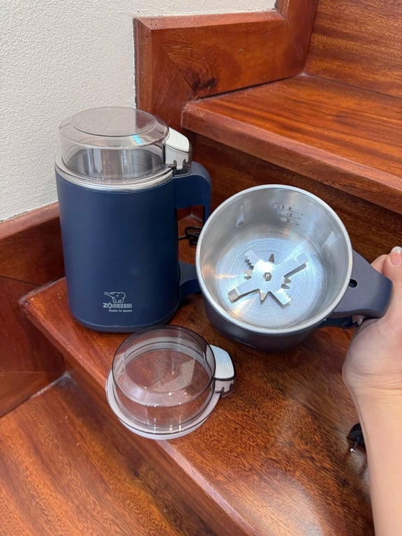 máy xay khô Zojirushi