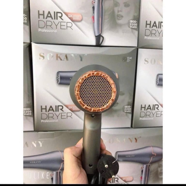 Máy sấy tóc SOKANY 8807 có 2 chế độ Nóng - Lạnh tặng kèm đầu tạo kiểu