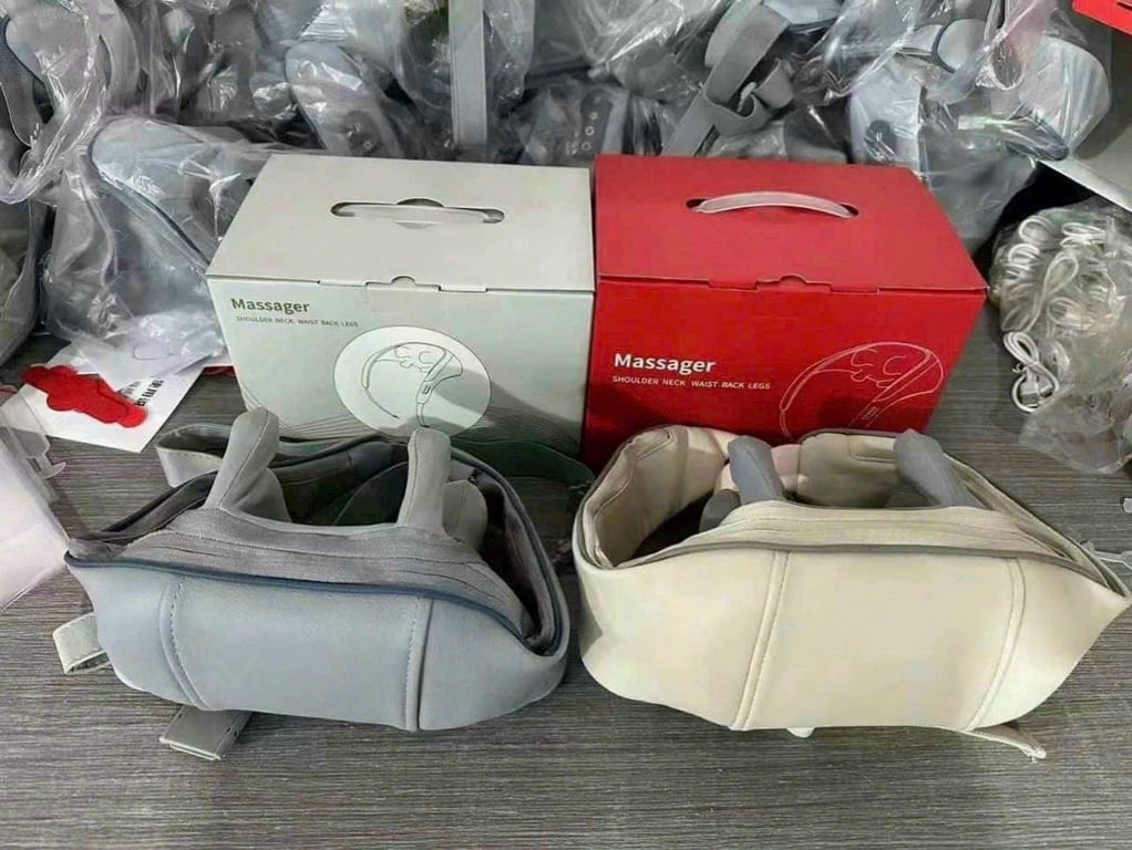 MÁY MASSAGE VAI CỔ VAI GÁY THẾ HỆ MỚI 2024