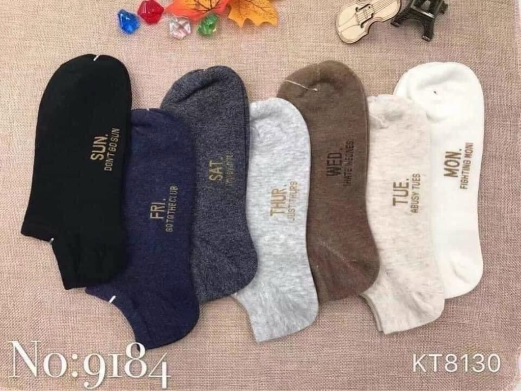 TẤT TUẦN 7 NGÀY!  SẴN NAM VÀ NỮ Sét 7 đôi