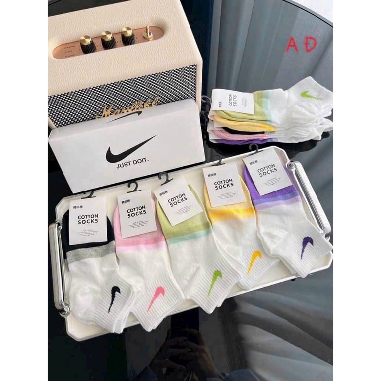 Set 5 đôi tất nữ cổ trung mix màu MC18