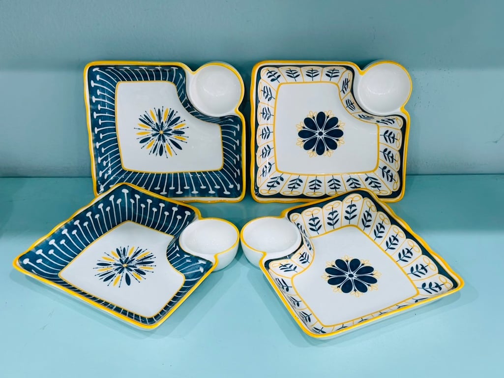 Bộ 4 đĩa kèm bát chấm phong cách retro 18cm