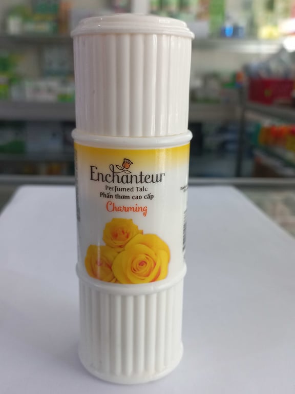 Phấn enchanteur nhỏ
