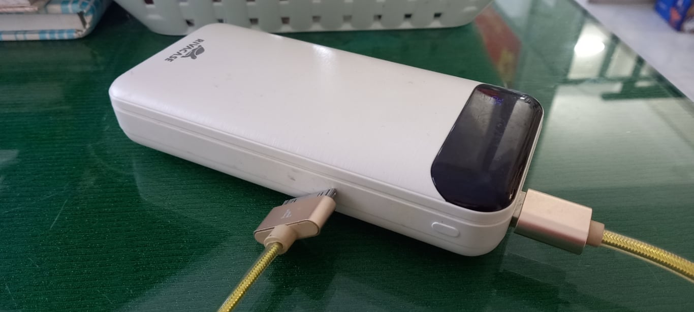 Sạc Dự Phòng Riva case Va2280 20000mah