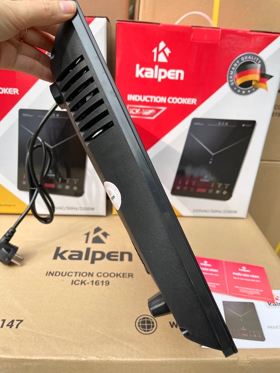 BẾP TỪ ĐƠN KALPEN ICK-1619  TẶNG KÈM NỒI LẨU SIZE 26CM