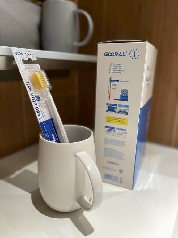 SET 12 BÀN CHẢI ĐÁNH RĂNG GOORAL