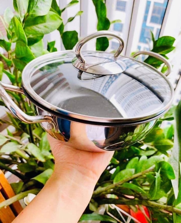 Nồi kho cá chống dính, hay còn gọi là chảo sâu lòng FiveStar