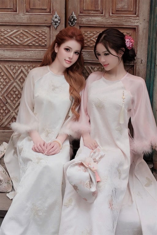 AD gấm nhũ bướm tay lông - kem S/M