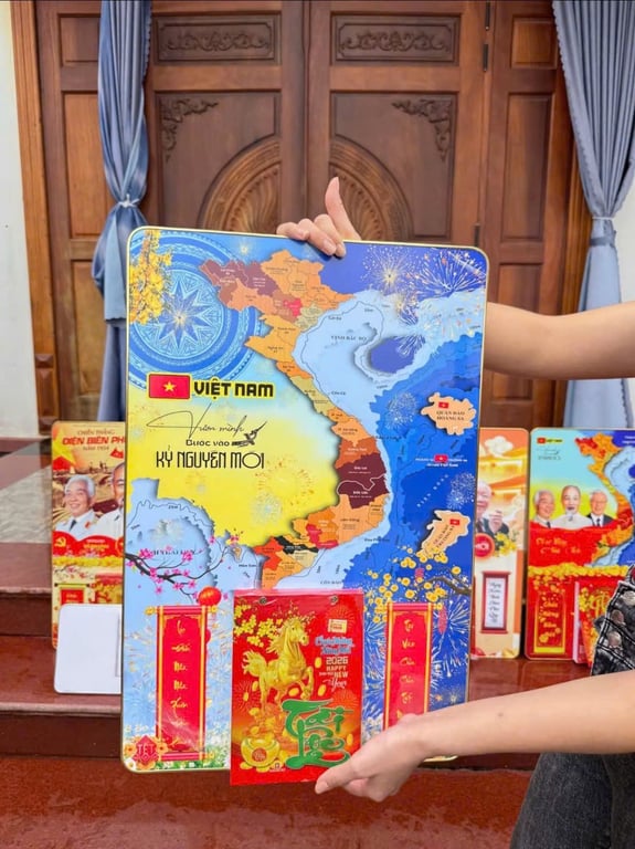 LỊCH TẾT – BẢN ĐỒ VIỆT NAM TRÁNG GƯƠNG CAO CẤP