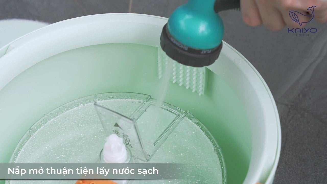 Cây lau nhà tách nước bẩn thông minh kaiyo