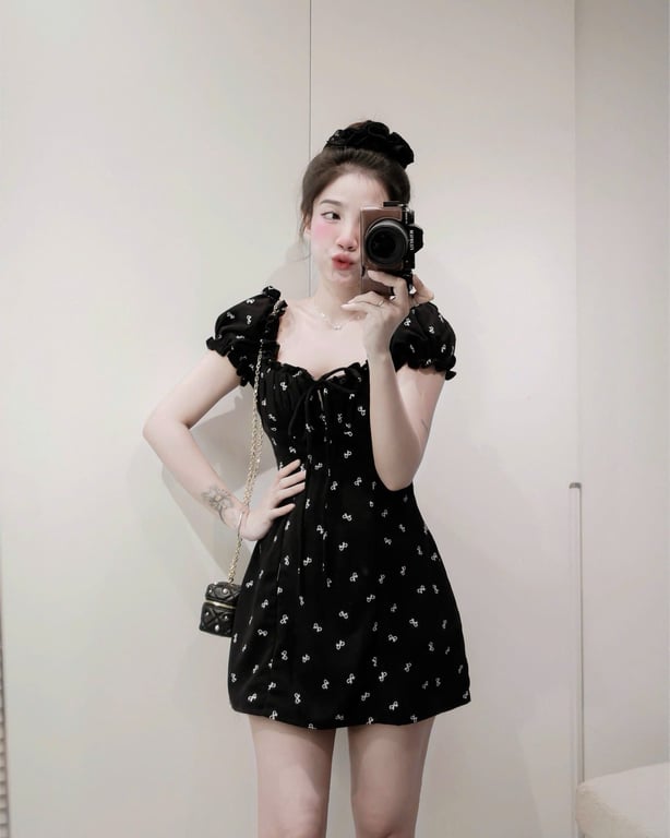 Váy nơ nhí vải tăm đen - freesize SM