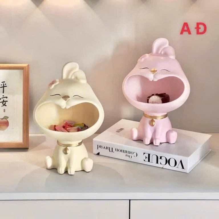 Thỏ CƯỜI ĐỂ BÀN ĐỰNG ĐỒ DÙNG, BÁNH KẸO, TRANG TRÍ