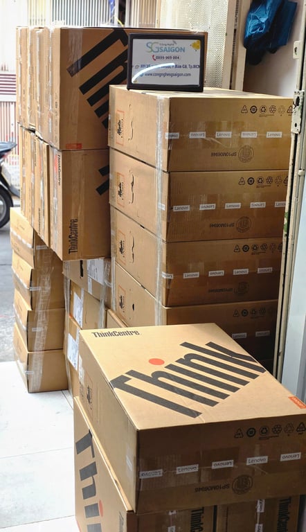 PC Lenovo ThinkCentre Neo 50s Gen 5 12XD002FVA