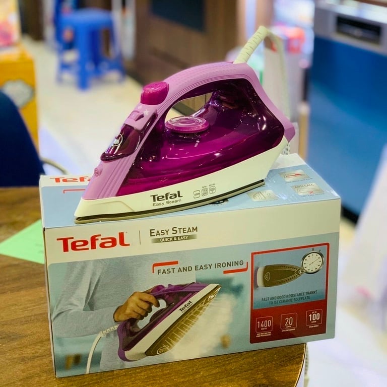 Bàn ủi hơi nước Tefal Easy Steam FV1955E0