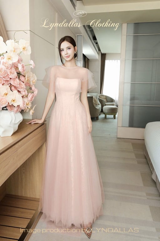 Đầm Dasha hồng